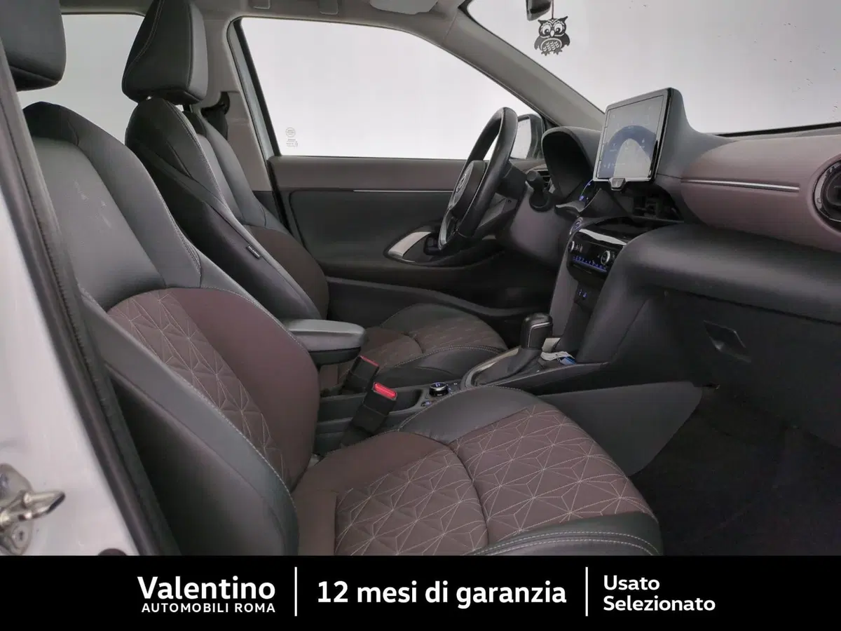 Toyota Yaris Cross usata a Roma (12)