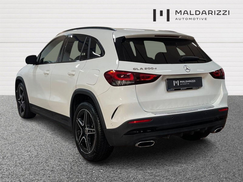 Mercedes-Benz GLA SUV usata a Bari (4)