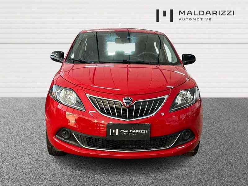 Lancia Ypsilon usata a Bari (2)