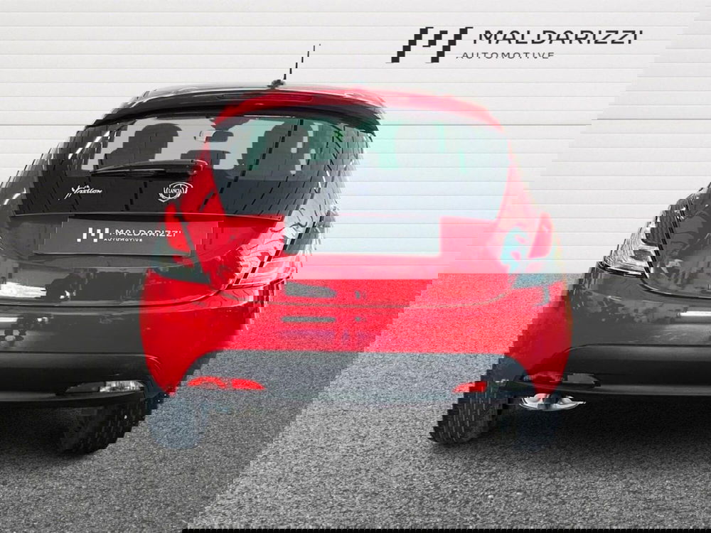 Lancia Ypsilon usata a Bari (3)