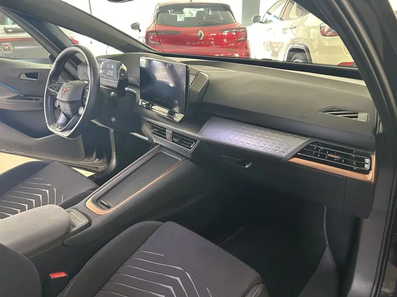 Cupra Born usata a Ferrara (12)