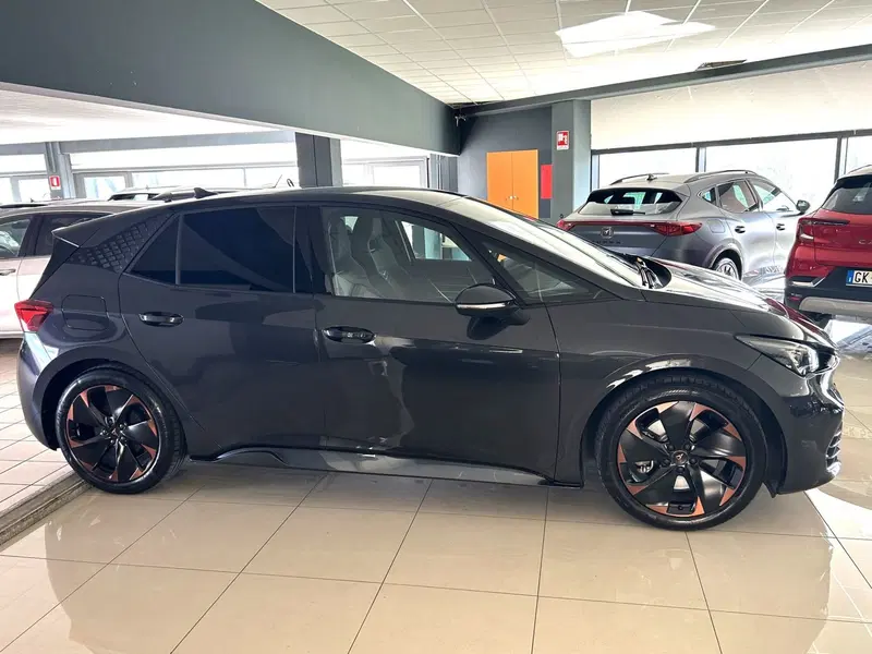 Cupra Born usata a Ferrara (4)