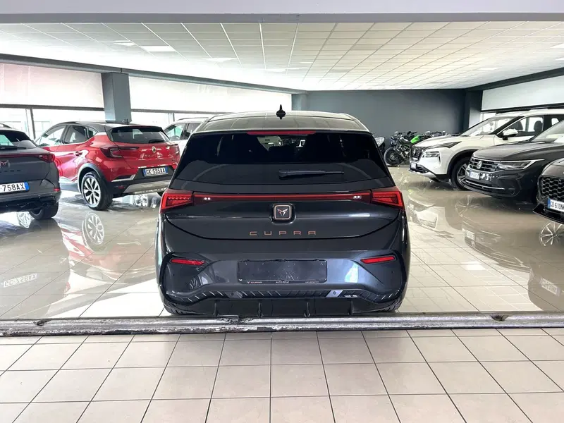 Cupra Born usata a Ferrara (5)