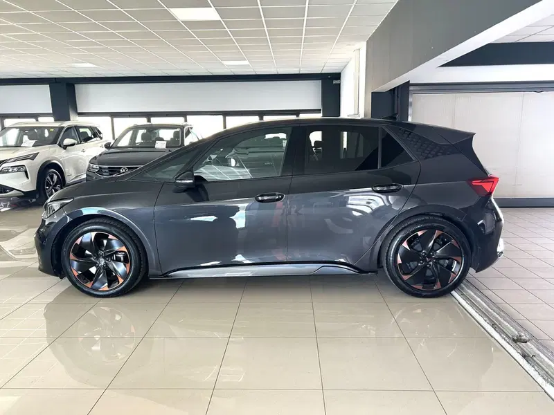 Cupra Born usata a Ferrara (6)