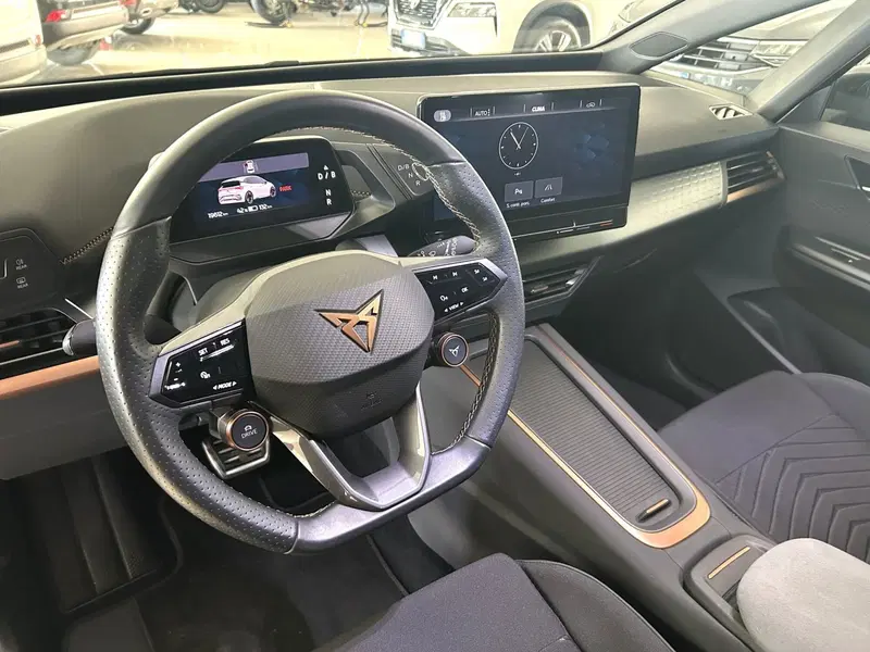 Cupra Born usata a Ferrara (9)