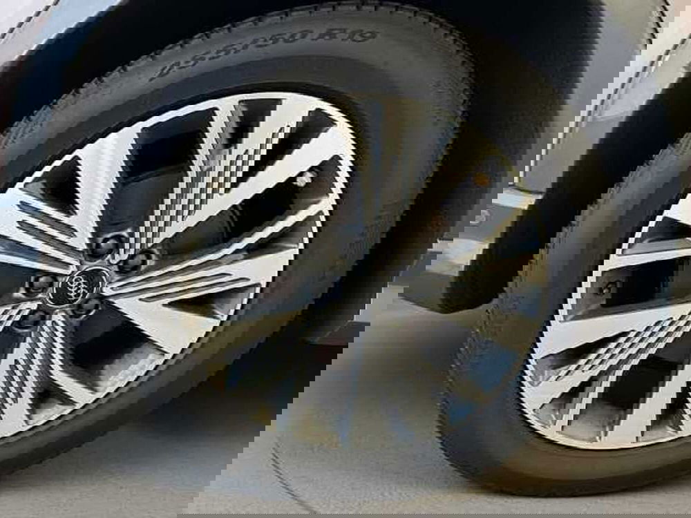 Audi Q4 usata a Roma (7)