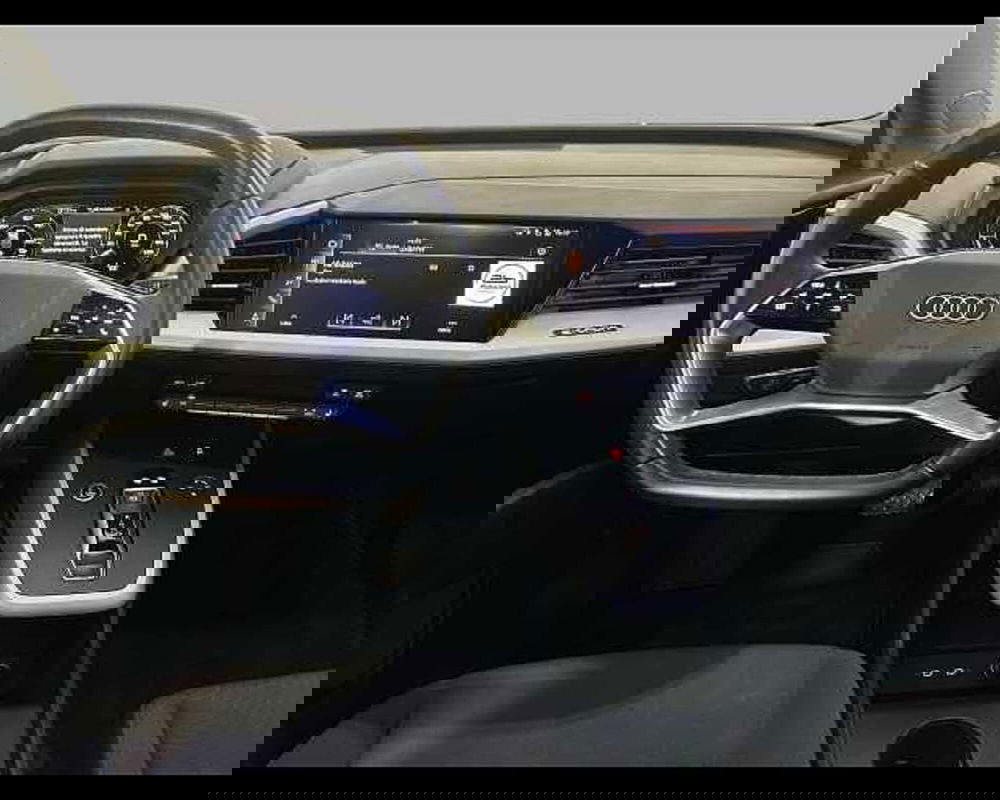 Audi Q4 usata a Roma (8)