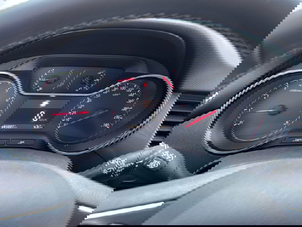 Opel Crossland usata a Ferrara (14)