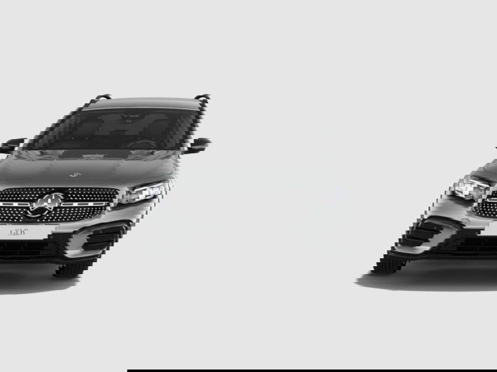 Mercedes-Benz GLB nuova a Ancona (8)