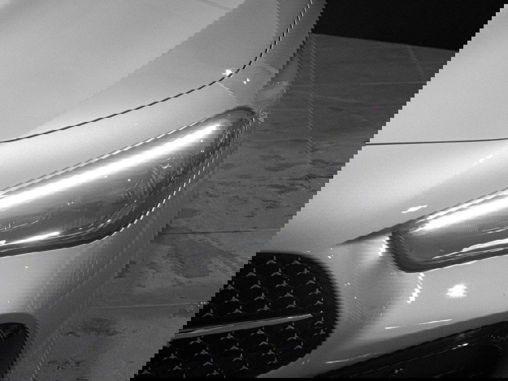 Mercedes-Benz CLE Cabrio nuova a Ancona (7)