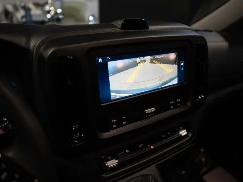 Mercedes-Benz Vito nuova a Ancona (16)