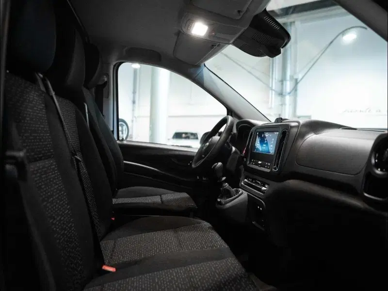 Mercedes-Benz Vito nuova a Ancona (19)