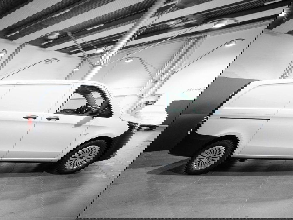 Mercedes-Benz Vito nuova a Ancona (4)