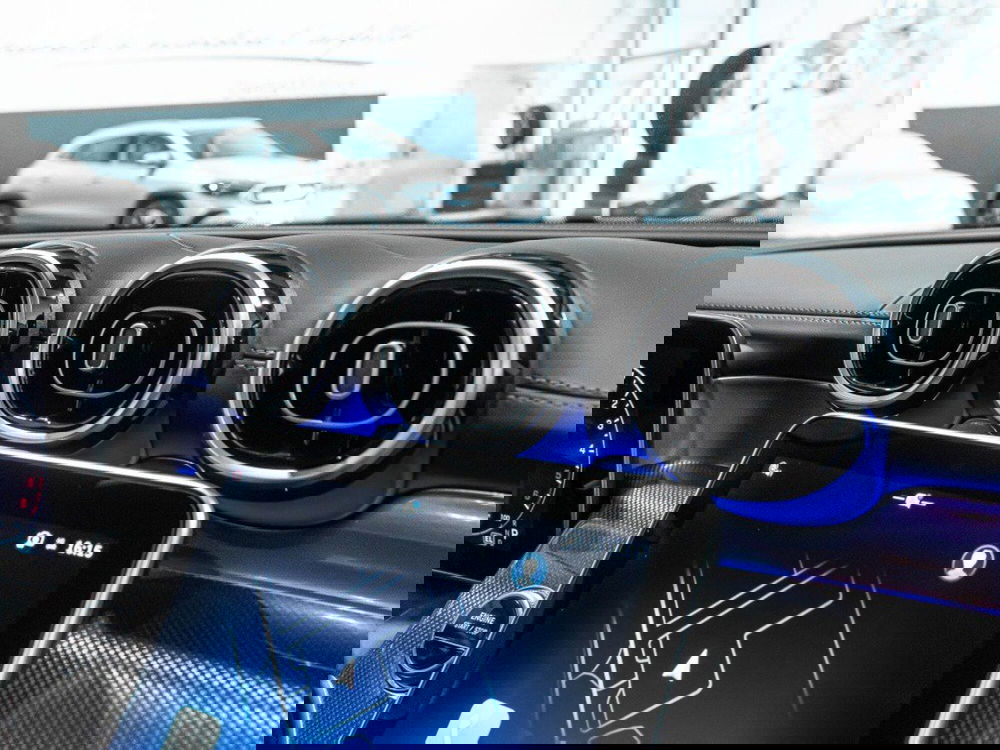 Mercedes-Benz GLC nuova a Ancona (18)