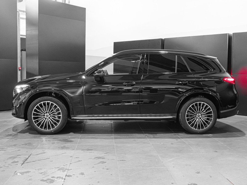 Mercedes-Benz GLC nuova a Ancona (2)
