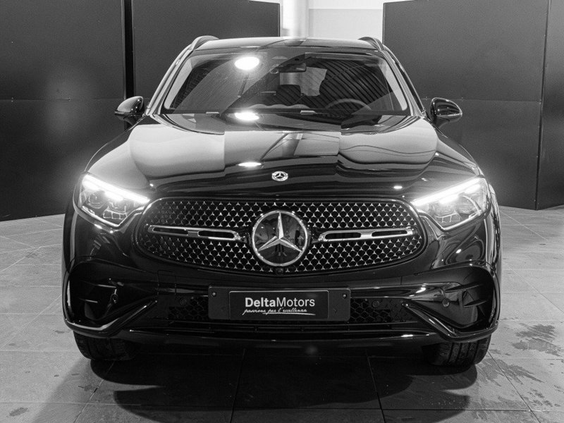 Mercedes-Benz GLC nuova a Ancona (5)