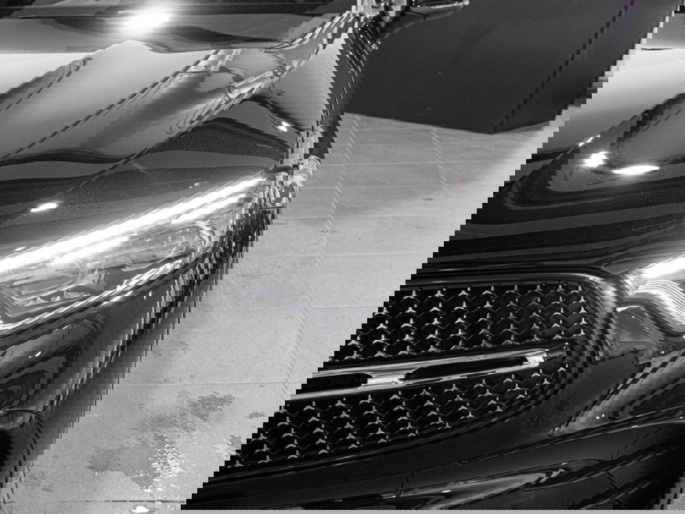 Mercedes-Benz GLC nuova a Ancona (9)