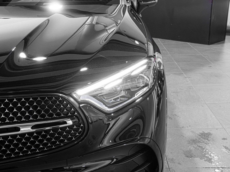 Mercedes-Benz GLC nuova a Ancona (9)
