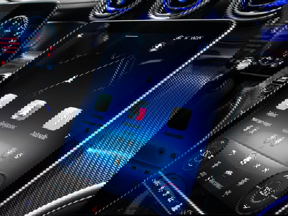 Mercedes-Benz GLC nuova a Ancona (19)