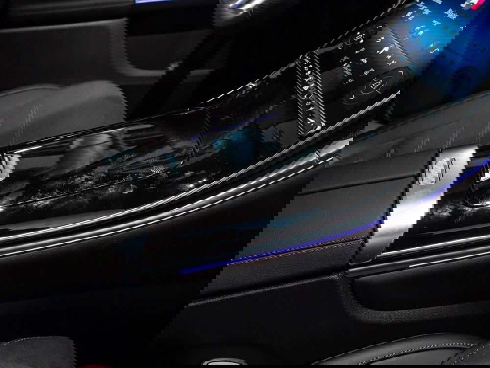 Mercedes-Benz GLC nuova a Ancona (20)