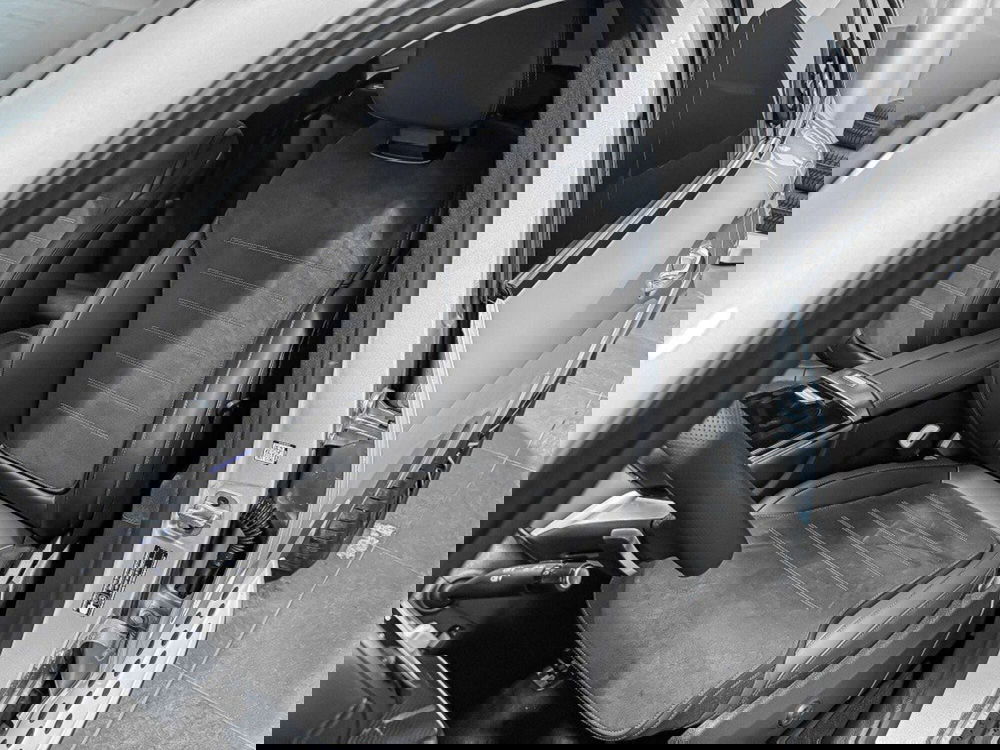 Mercedes-Benz GLC nuova a Ancona (6)