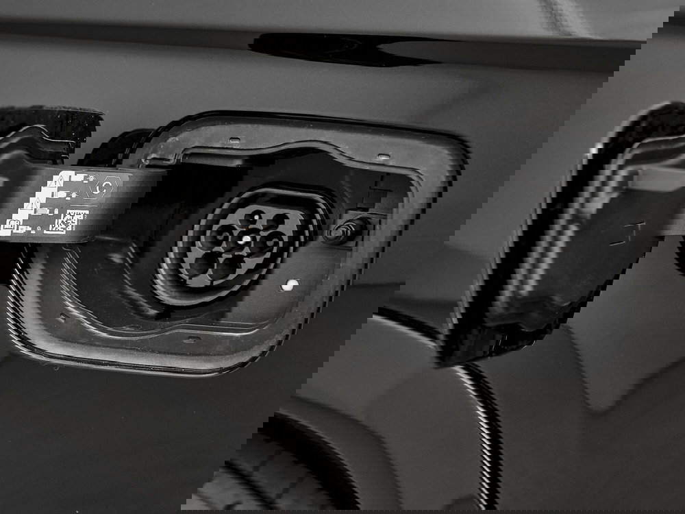 Jeep Grand Cherokee nuova a Prato (3)