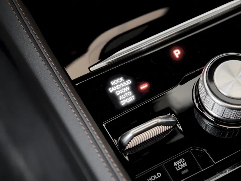 Jeep Grand Cherokee nuova a Prato (7)