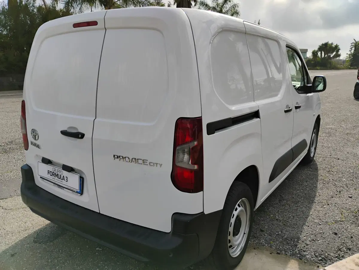 Toyota Proace City Verso usata a Messina (3)