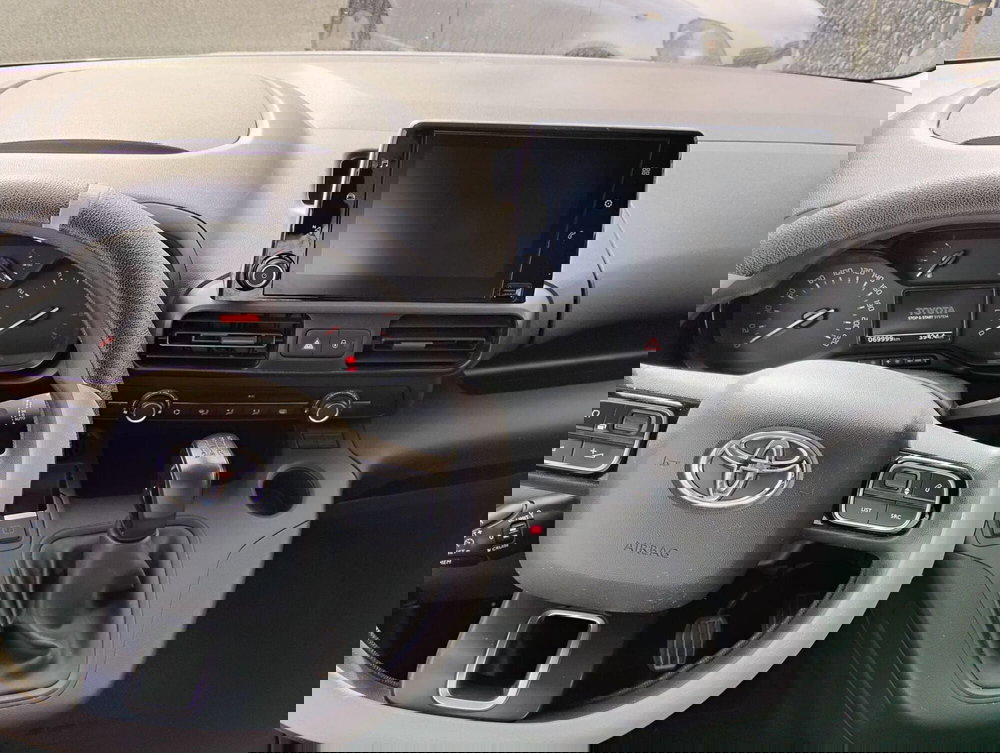 Toyota Proace City Verso usata a Messina (8)