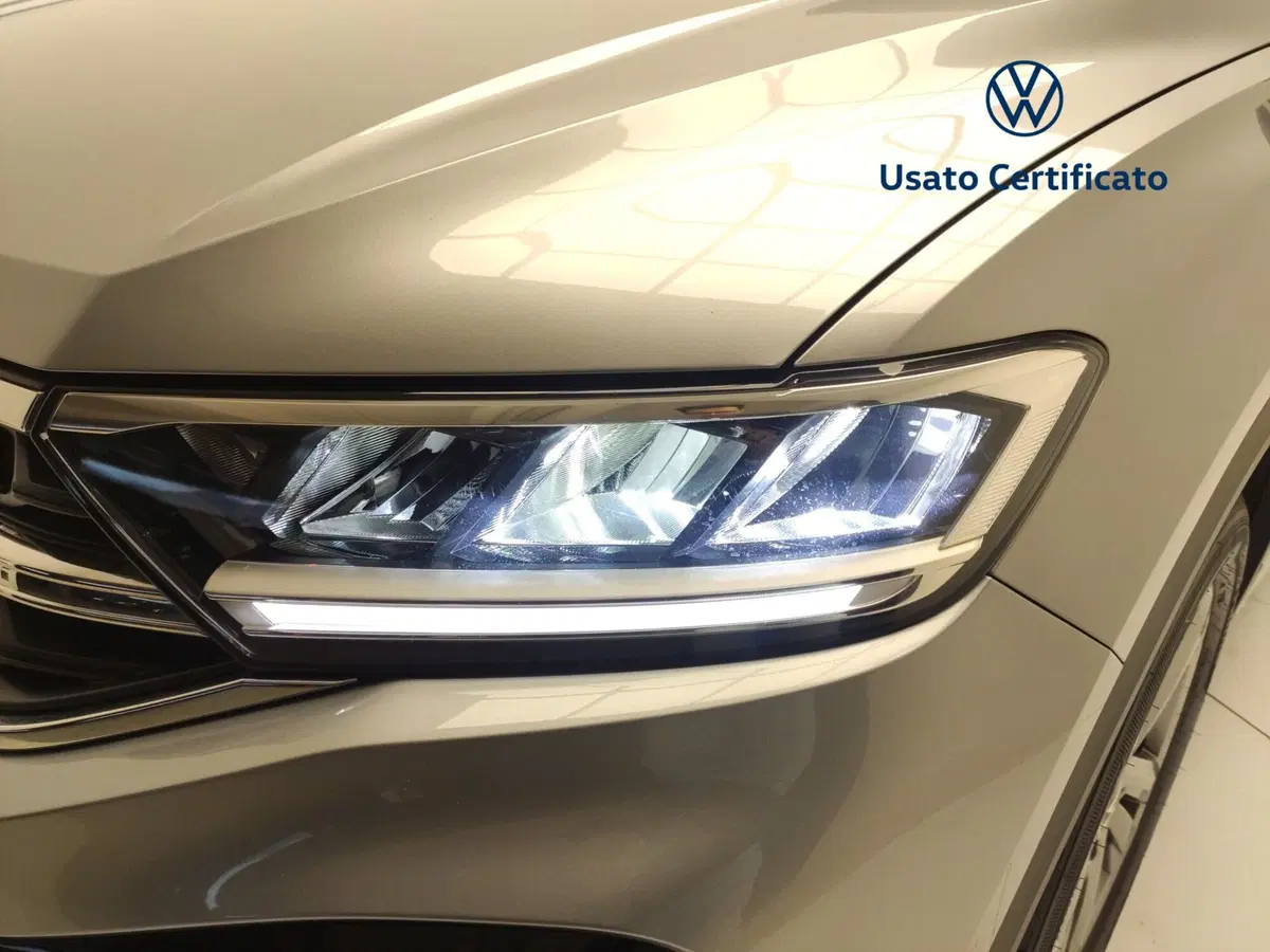 Volkswagen T-Roc usata a Avellino (9)