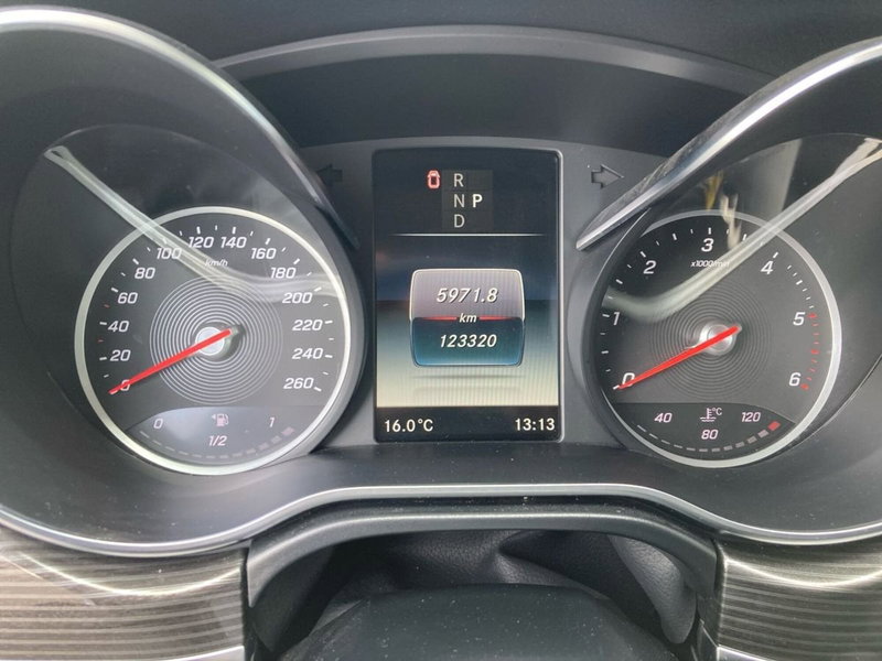 Mercedes-Benz Classe V usata a Milano (13)