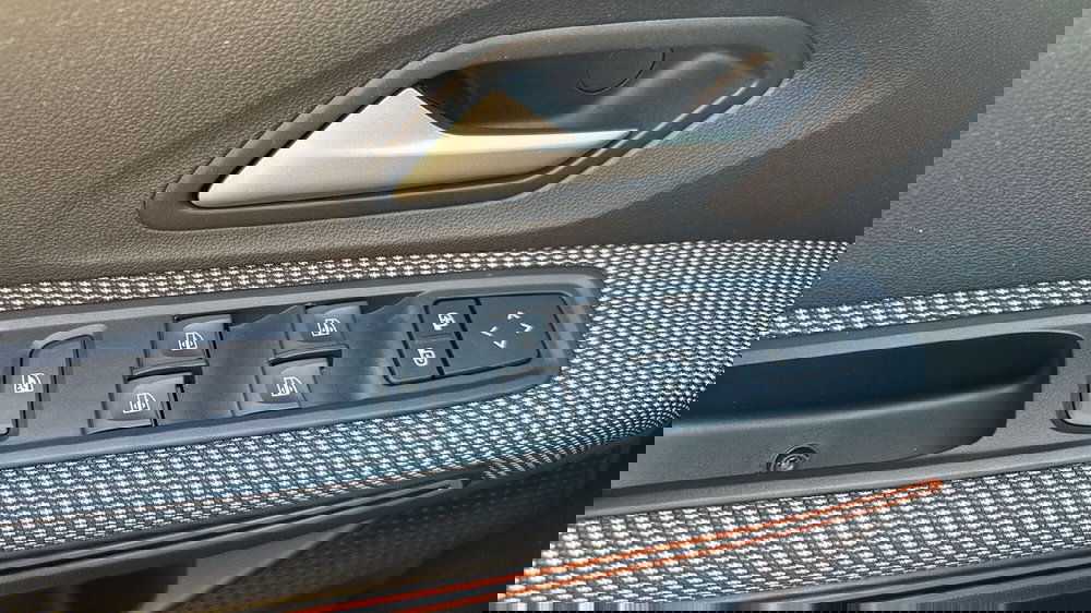 Dacia Sandero usata a Treviso (14)