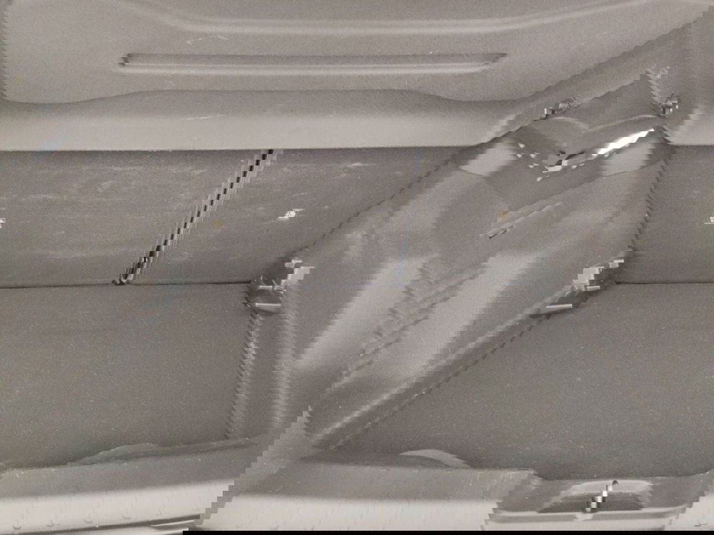 Jeep Avenger usata a Massa-Carrara (15)