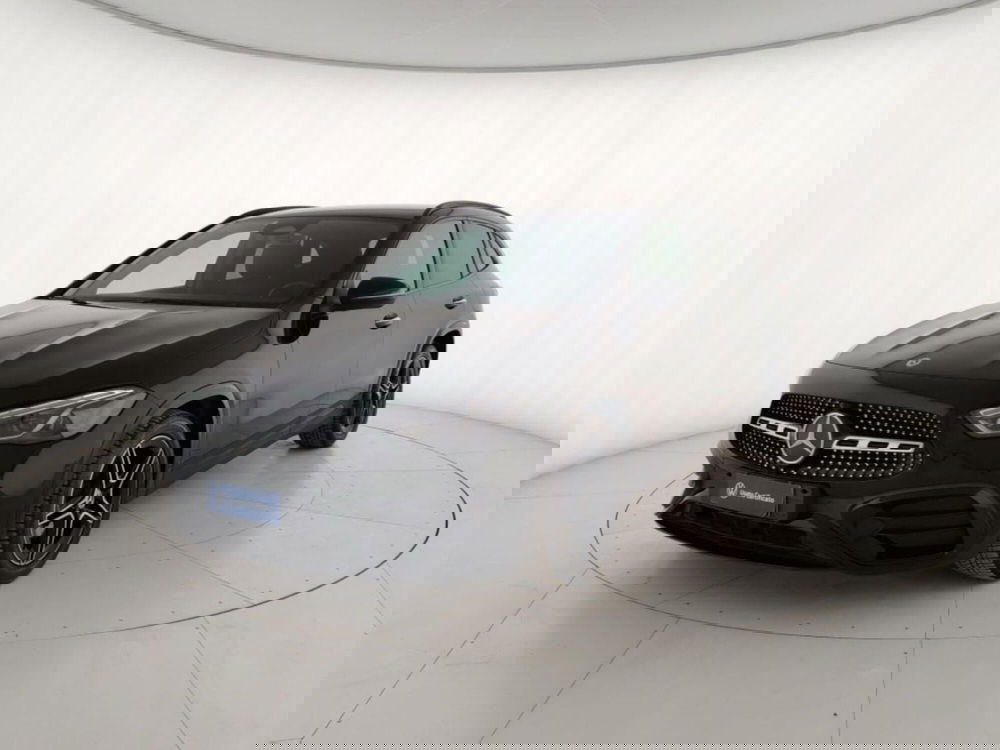 Mercedes-Benz GLA SUV usata a Massa-Carrara