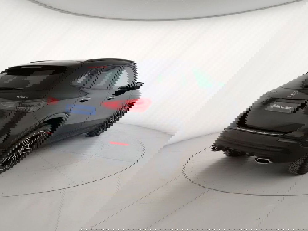 Mercedes-Benz GLA SUV usata a Massa-Carrara (3)