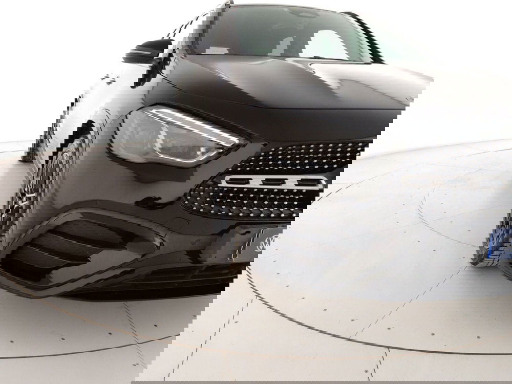 Mercedes-Benz GLA SUV usata a Massa-Carrara (5)