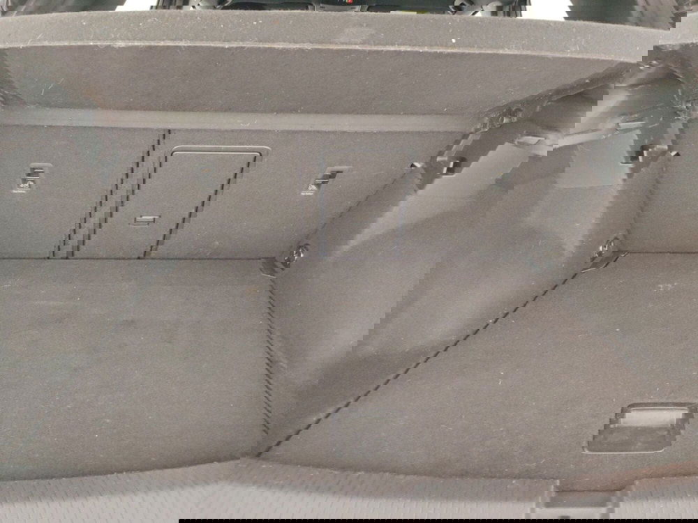 Volkswagen T-Roc usata a Massa-Carrara (13)