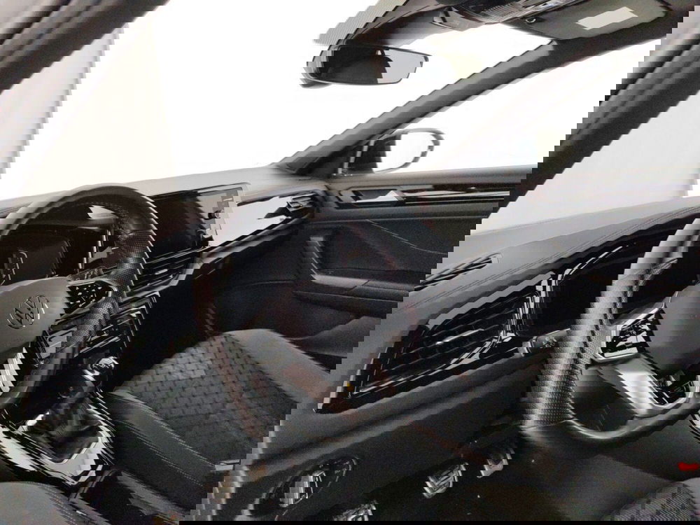 Volkswagen T-Roc usata a Massa-Carrara (6)