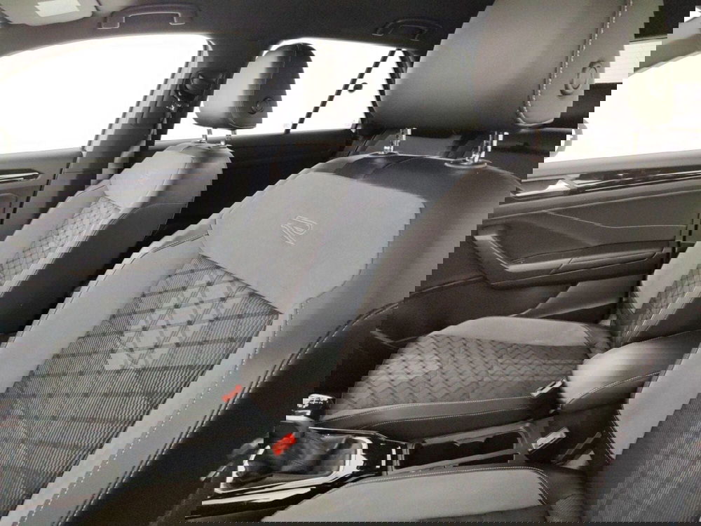 Volkswagen T-Roc usata a Massa-Carrara (7)