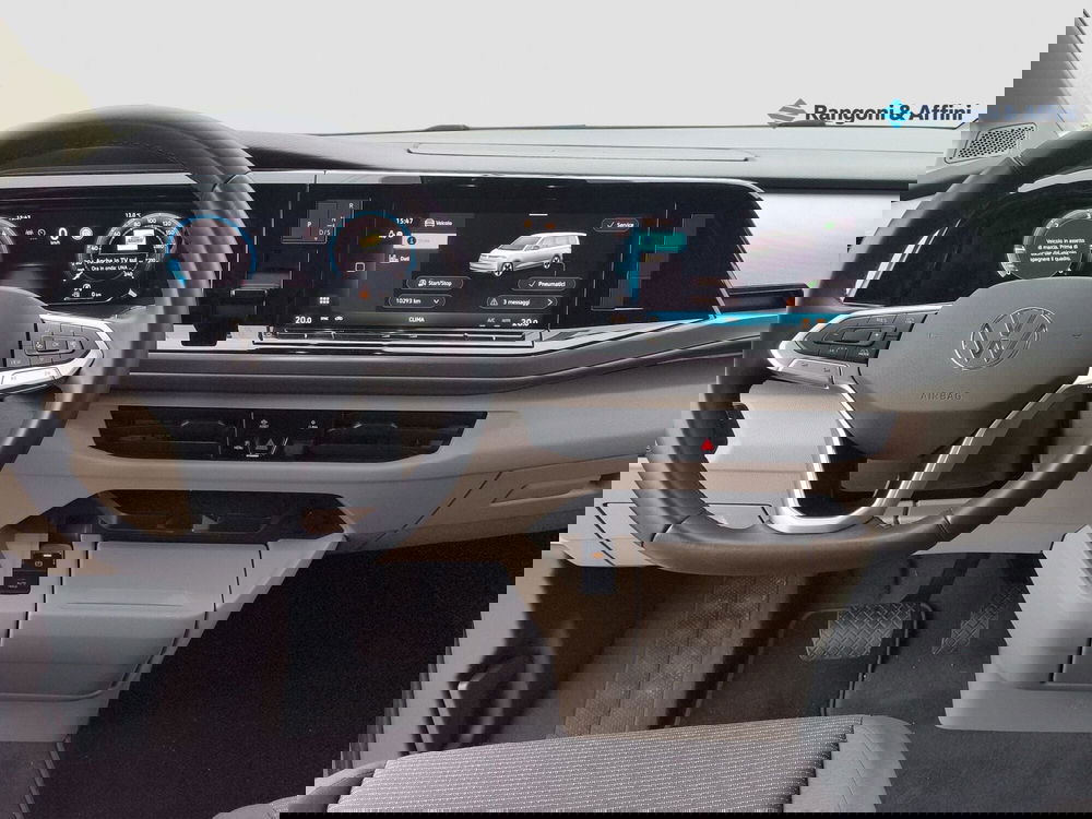 Volkswagen Multivan usata a Brescia (10)