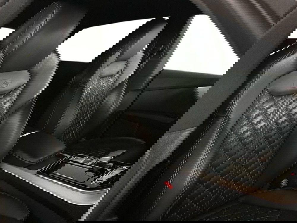 Audi Q8 usata a Napoli (9)