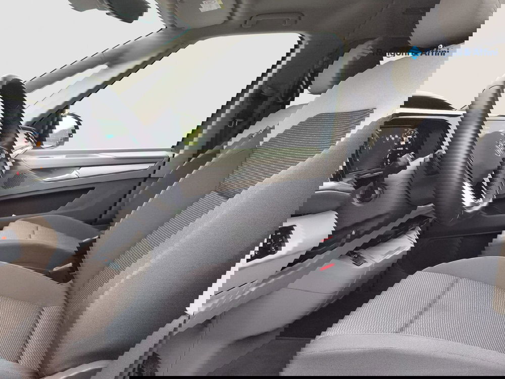 Volkswagen Multivan usata a Brescia (10)