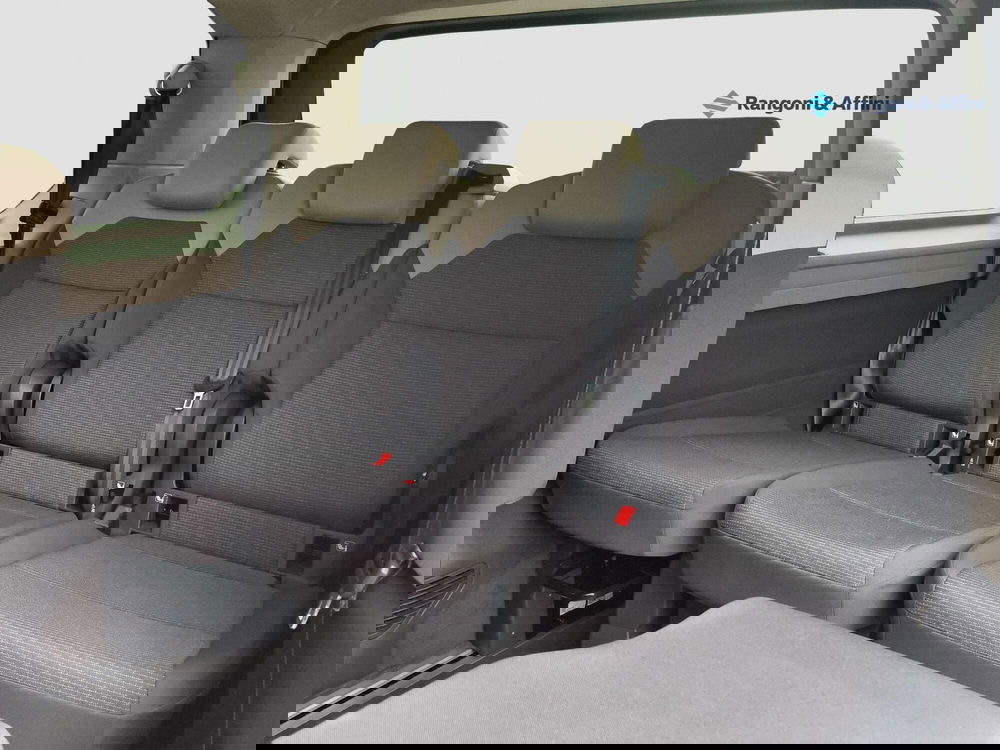 Volkswagen Multivan usata a Brescia (12)