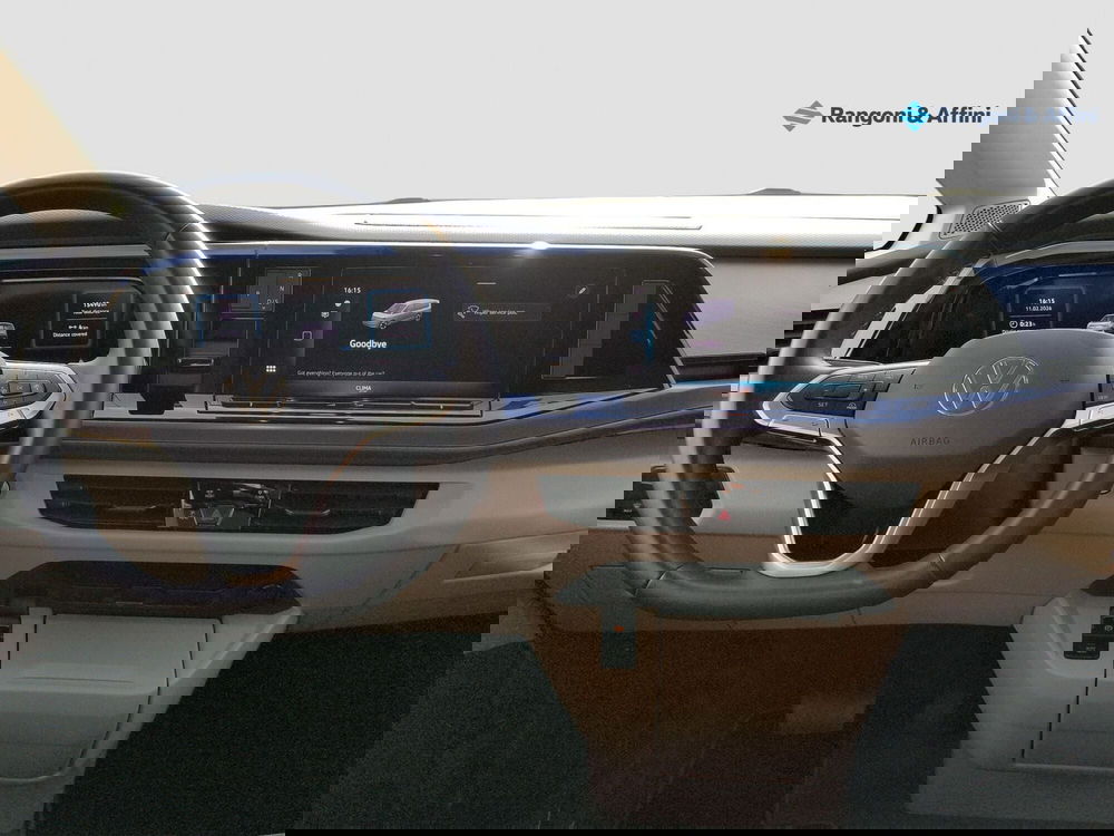 Volkswagen Multivan usata a Brescia (10)