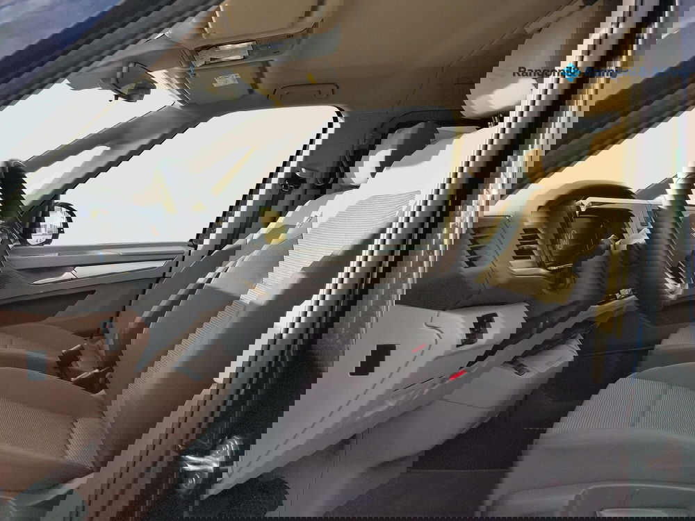 Volkswagen Multivan usata a Brescia (7)