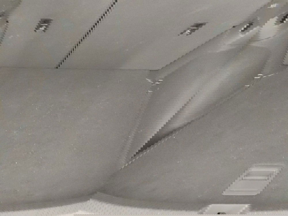 Volkswagen Taigo usata a Napoli (11)