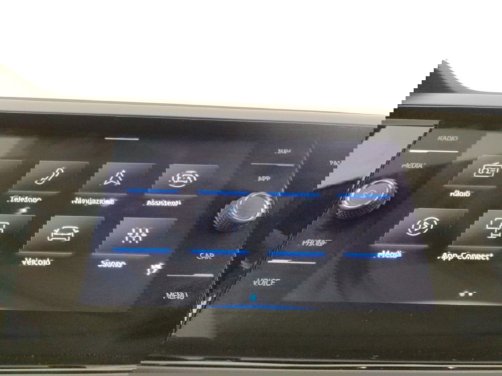 Volkswagen Taigo usata a Napoli (17)