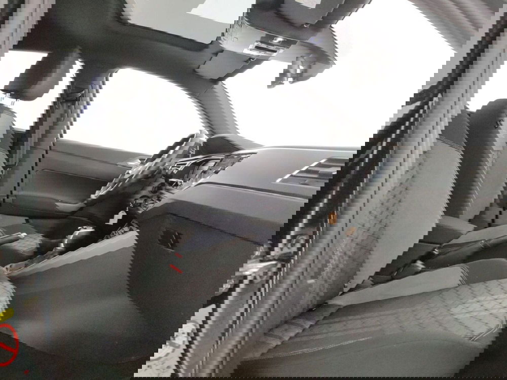 Volkswagen Taigo usata a Napoli (7)