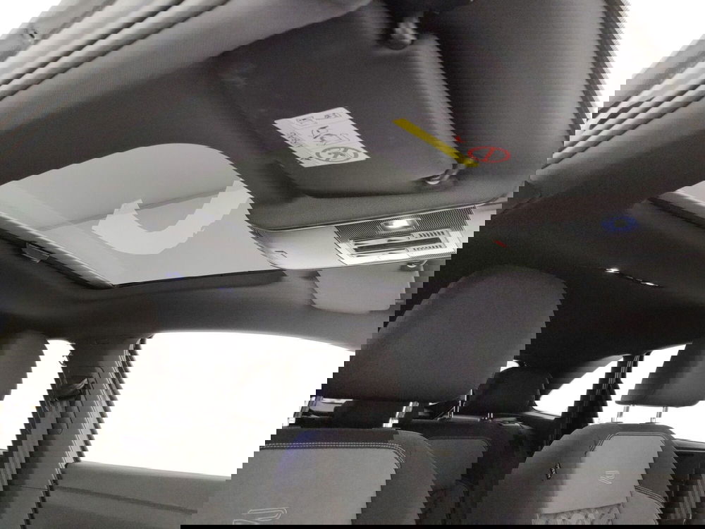 Volkswagen Taigo usata a Napoli (9)