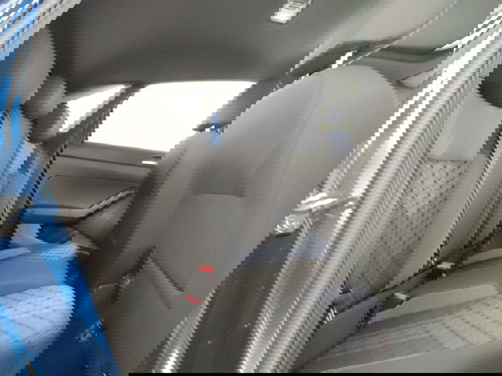 Volkswagen Taigo usata a Napoli (10)